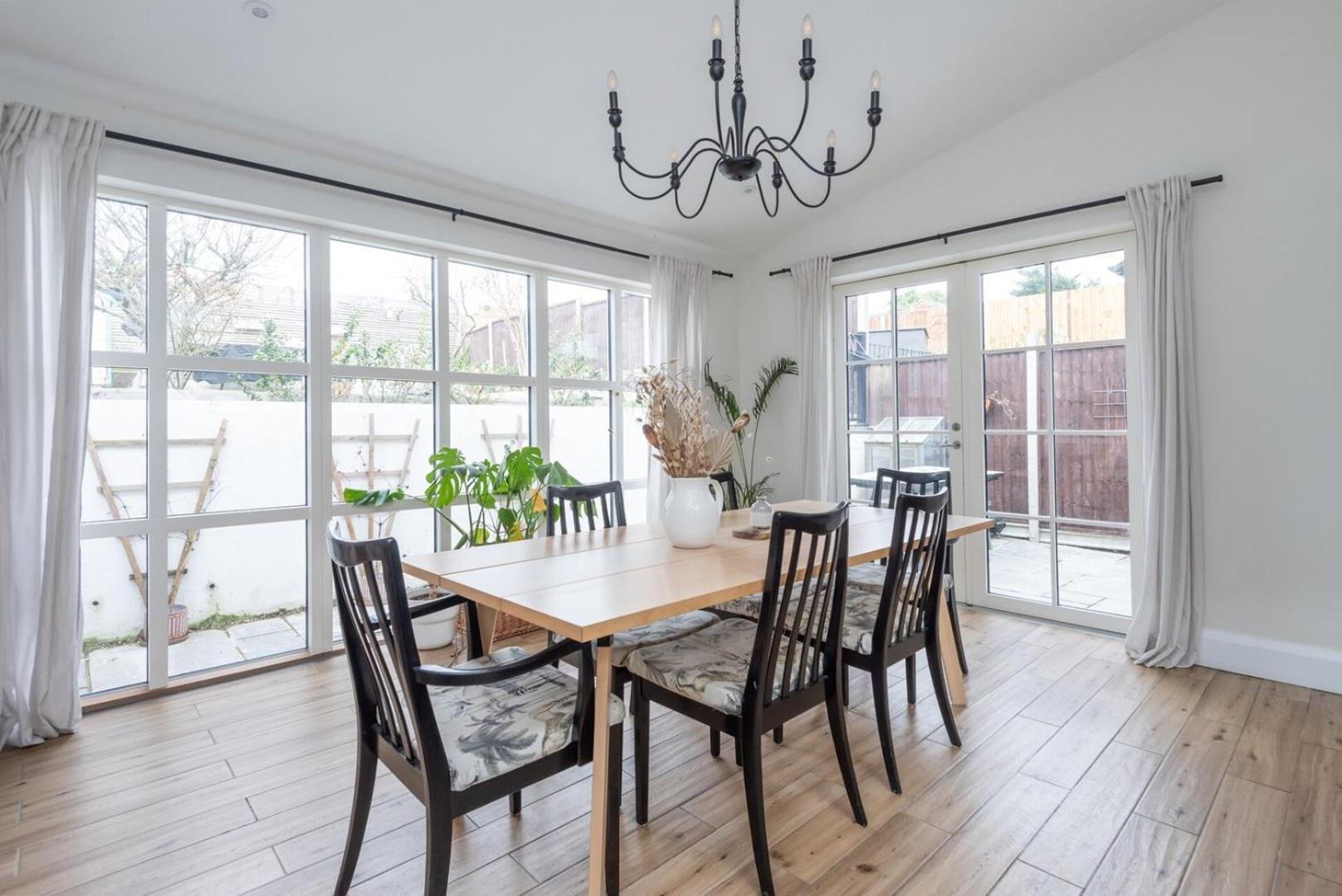 Modern 3b With Garden In Eltham, * London