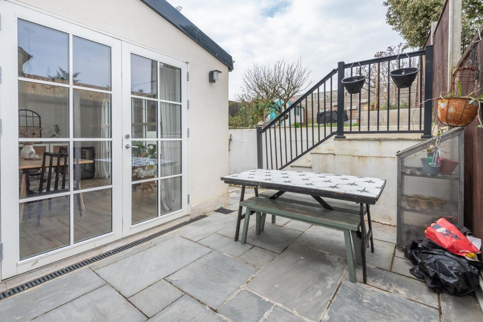 Modern 3b With Garden In Eltham, Casa vacanze *